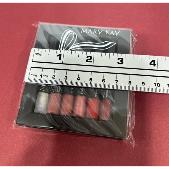 Mary Kay - Mini Nourishine Plus Lip Glass Set - Picture 11 of 12